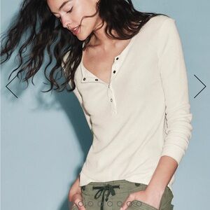 Splendid Women's Cream Henley Top, NWOT